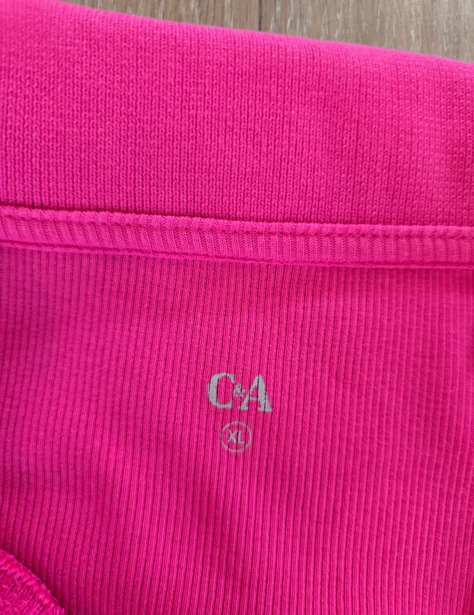 T-shirt col polo fuchsia. Taille XL 🩷 – photo 3